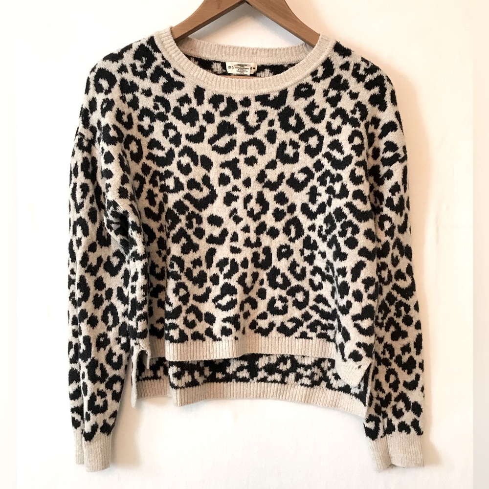 Yet Again Cotton Blend Cropped High-Low Long Sleeve Animal Leopard Print Sweater